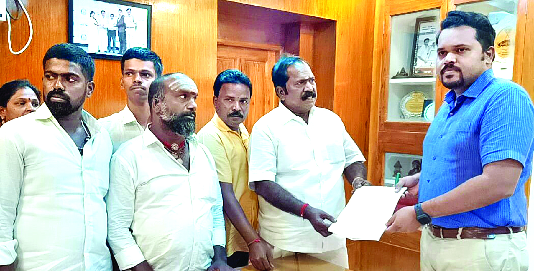 Thirukachur demands graveyard, ration shop