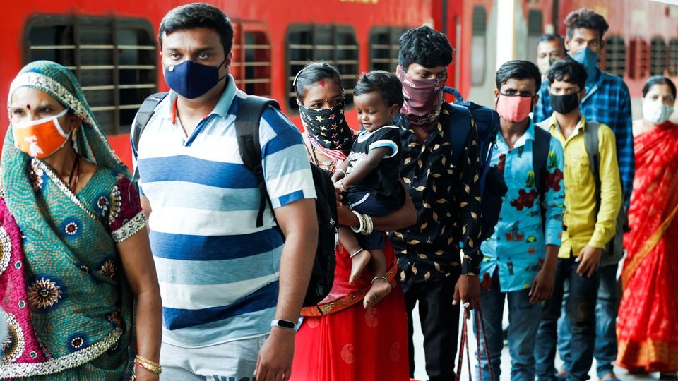 As Covid cases spike, Centre asks 6 states to keep a strict vigil As Covid cases spike, Centre asks 6 states to keep a strict vigil