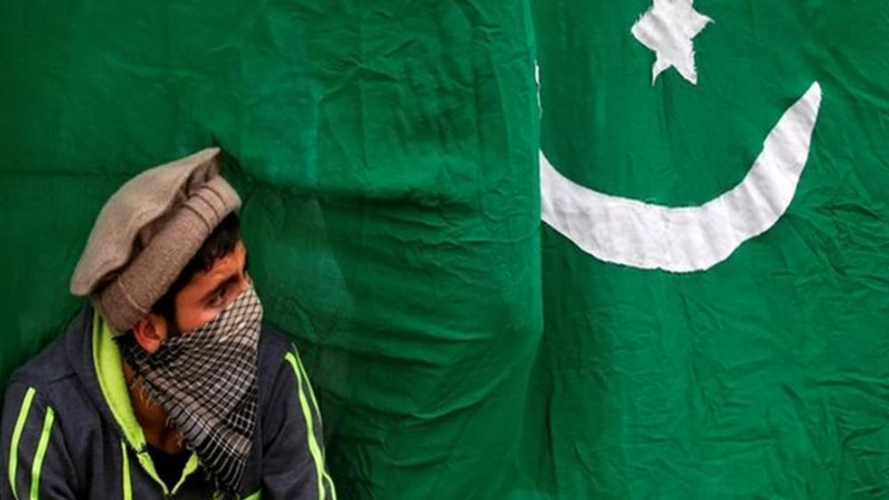 Pak Senate passes bill to curtail Chief Justices suo moto powers