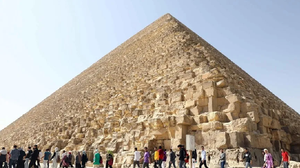 Hidden corridor discovered in Great Pyramid of Giza Hidden corridor discovered in Great Pyramid of Giza
