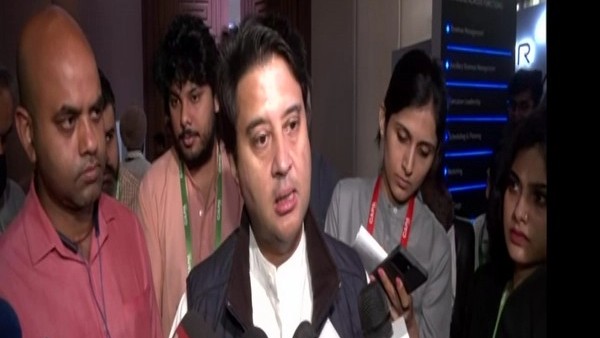 Working to achieve target of 100 airports : Jyotiraditya Scindia
