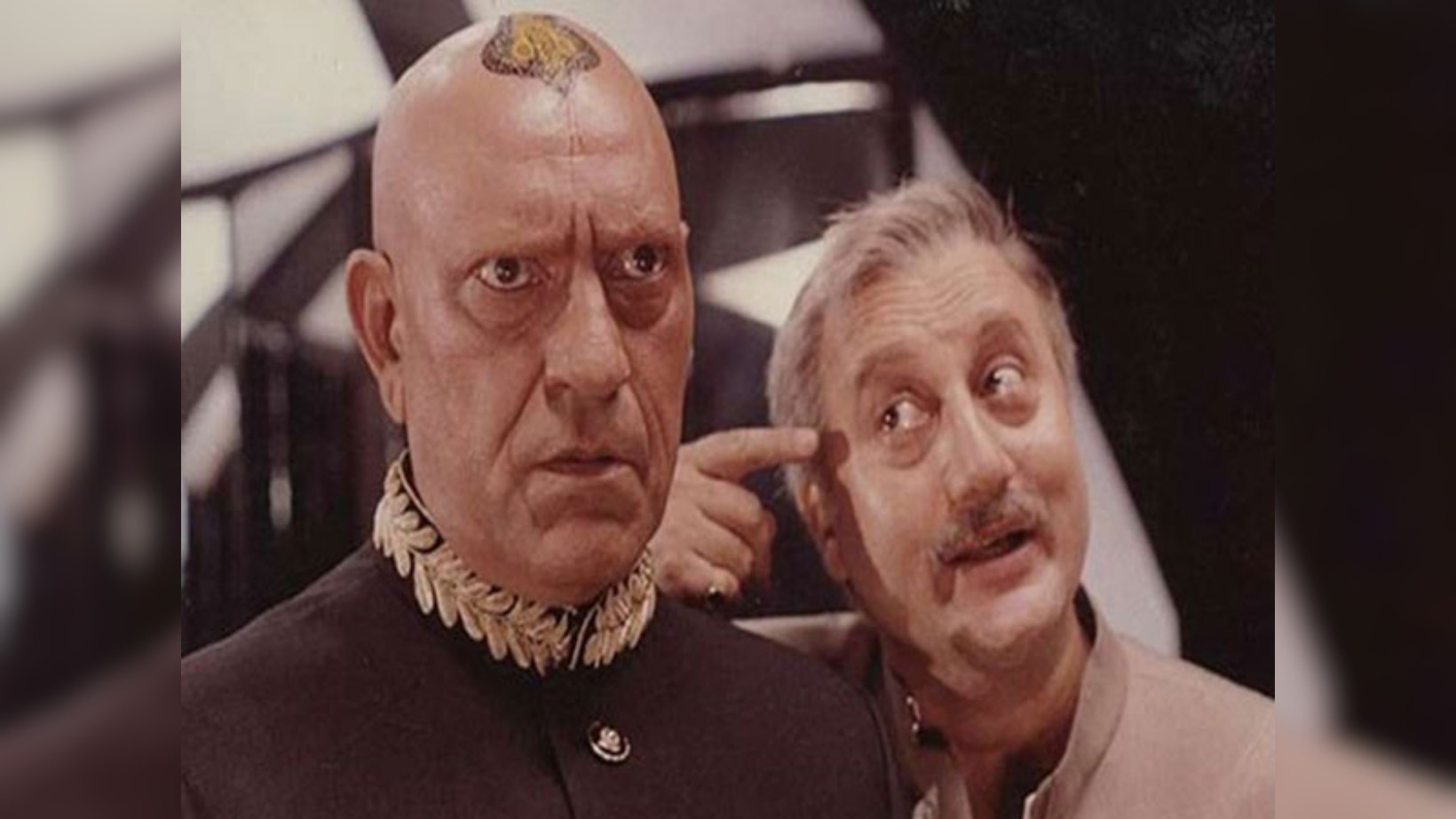 Anupam Kher remembers late Amrish Puri, shares video