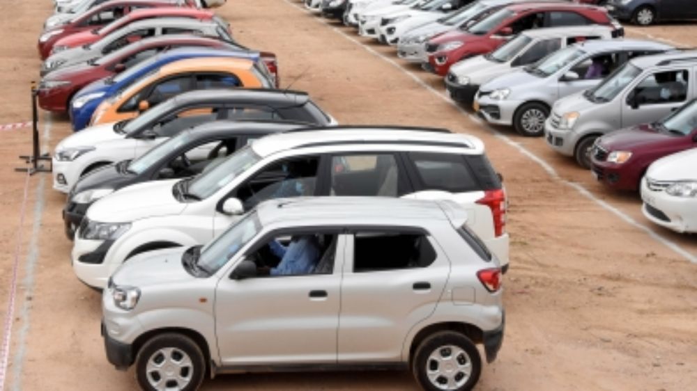 Growth momentum in sale of passenger vehicles continues