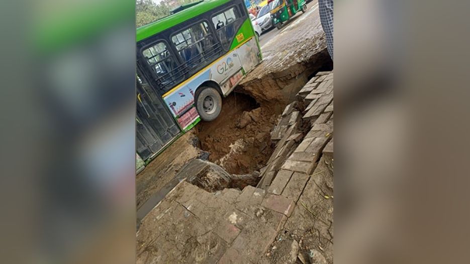 Delhi: Traffic police issues advisory after road caves in near Hauz Rani