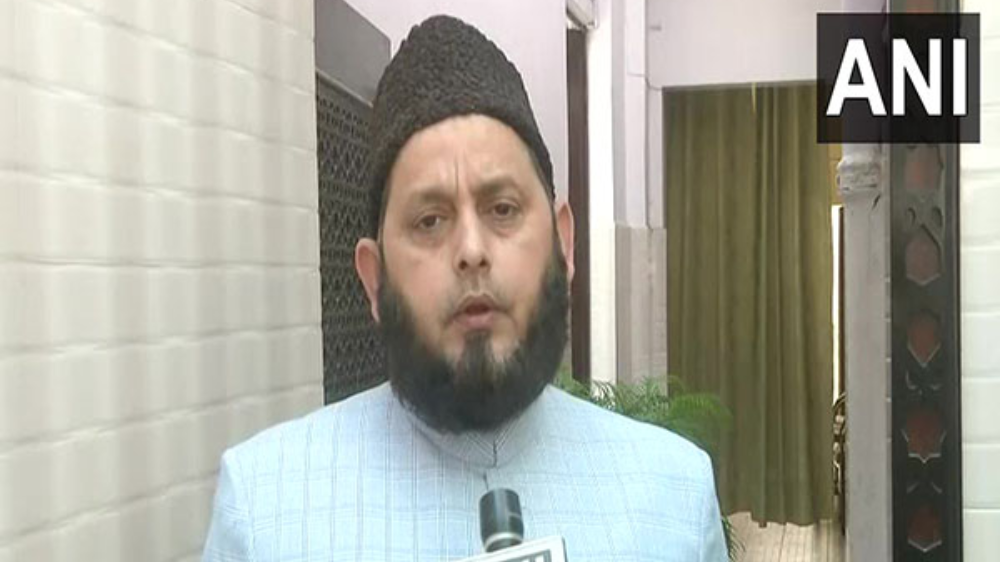 With Holi falling on same day, Islamic Centre of India issues advisory