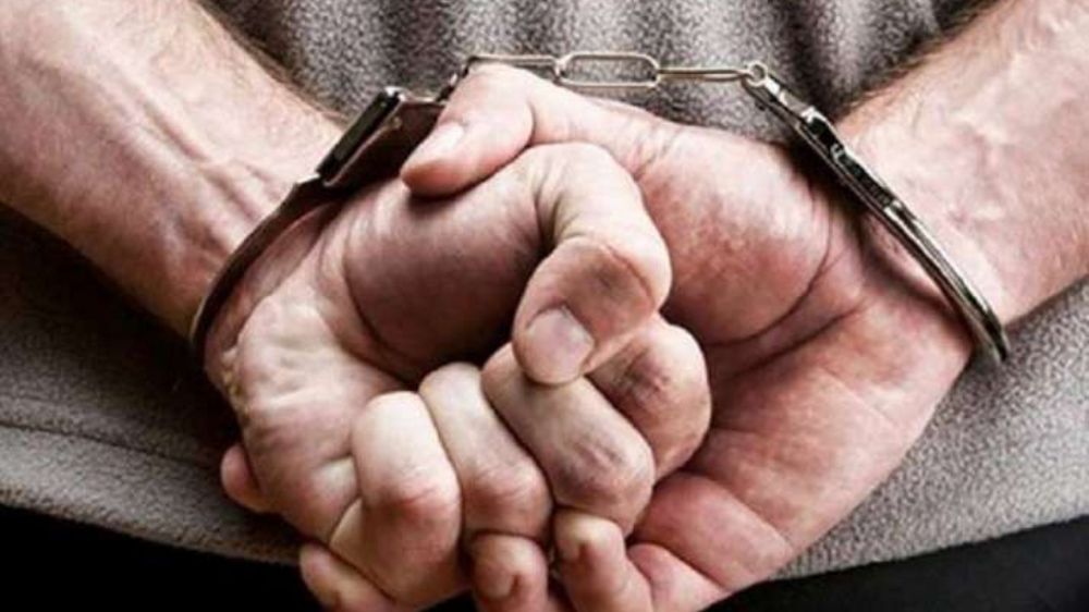 4 held for robbing 1.5 kg of gold, over Rs 6 L cash