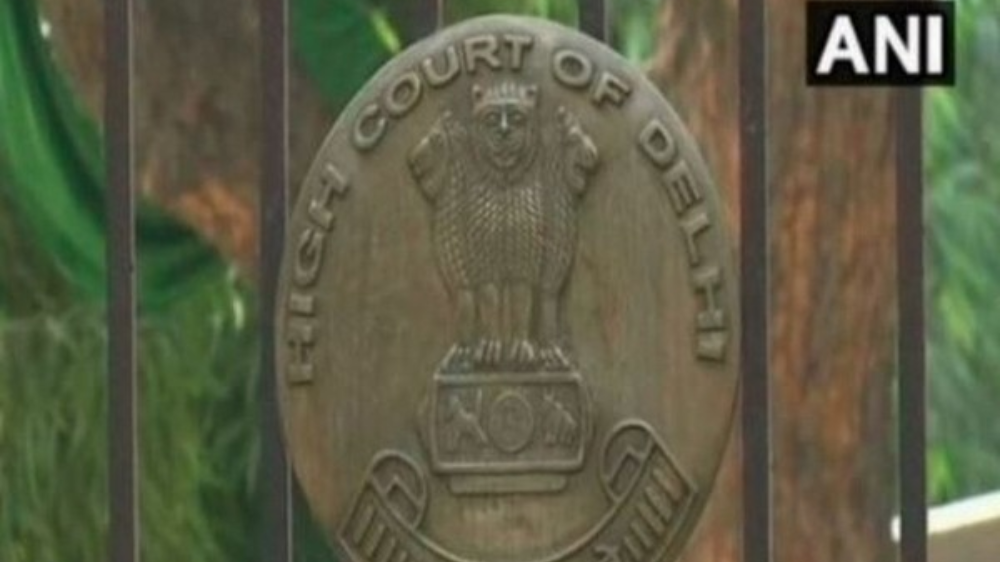 Examine woman seeking termination of 27 weeks abnormal pregnancy