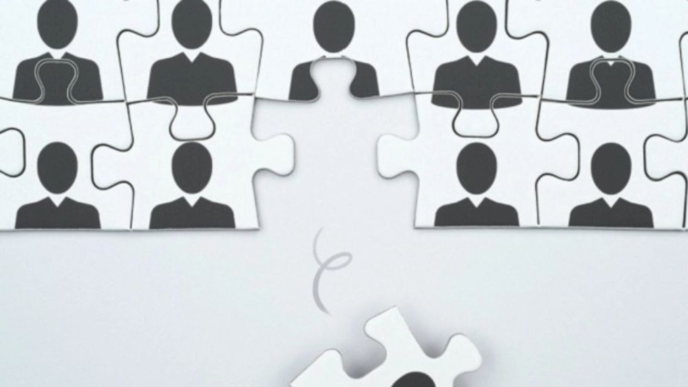 Tech news website CNET to lay off several employees Tech news website CNET to lay off several employees