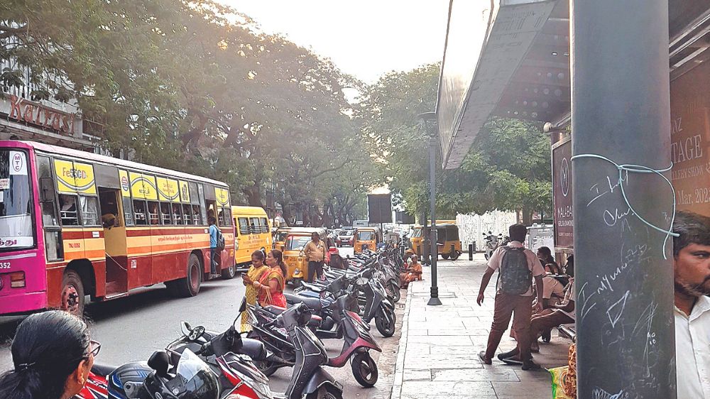 No space for bus at designated halting point at Pondy Bazaar No space for bus at designated halting point at Pondy Bazaar