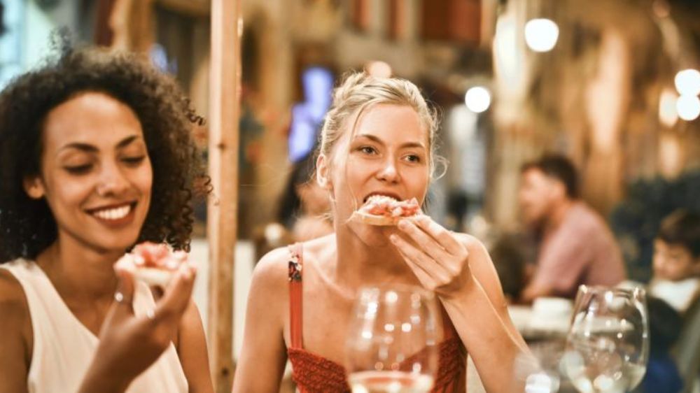 Women snack as much as men reveals report