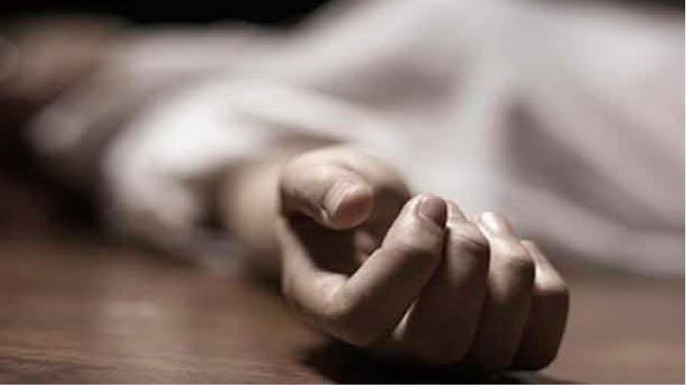 Lawyer hacked to death by gang near Perungudi