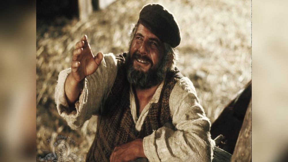 Israeli actor Chaim Topol dies at 87, Adnan Sami mourns his demise