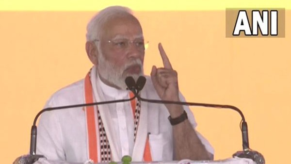 Congress dreaming of digging Modis grave, Im busy improving lives Congress dreaming of digging Modis grave, Im busy improving lives