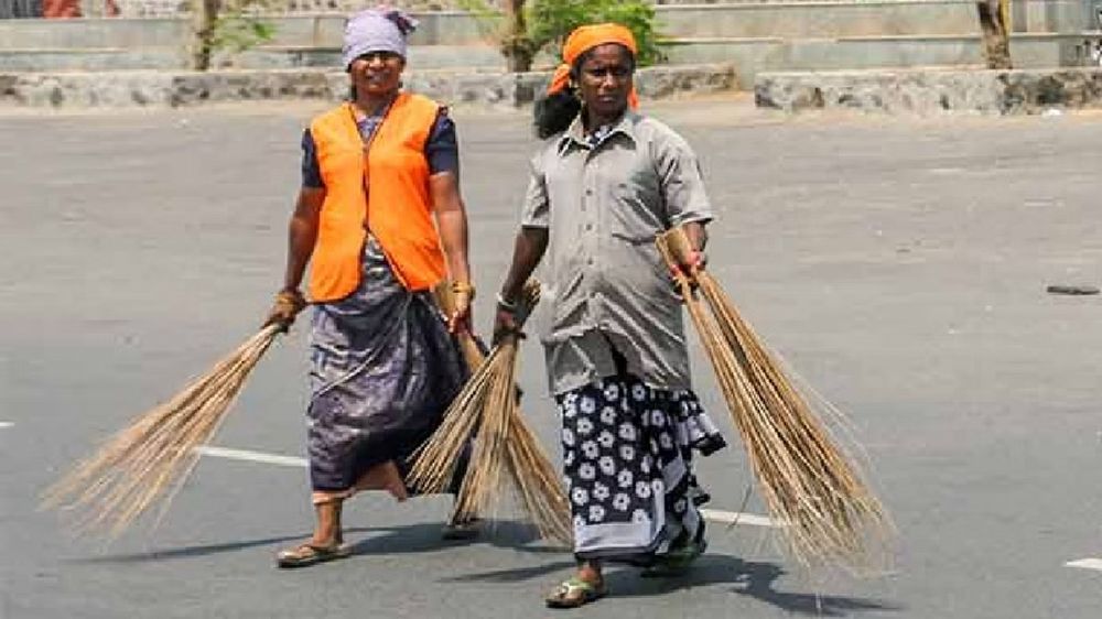 Rural sanitary workers to get salary hike in TN