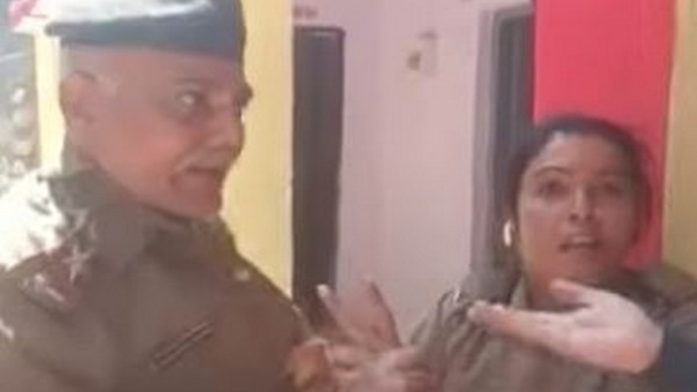 Scuffle video between woman home guard, Bihar traffic cop goes viral