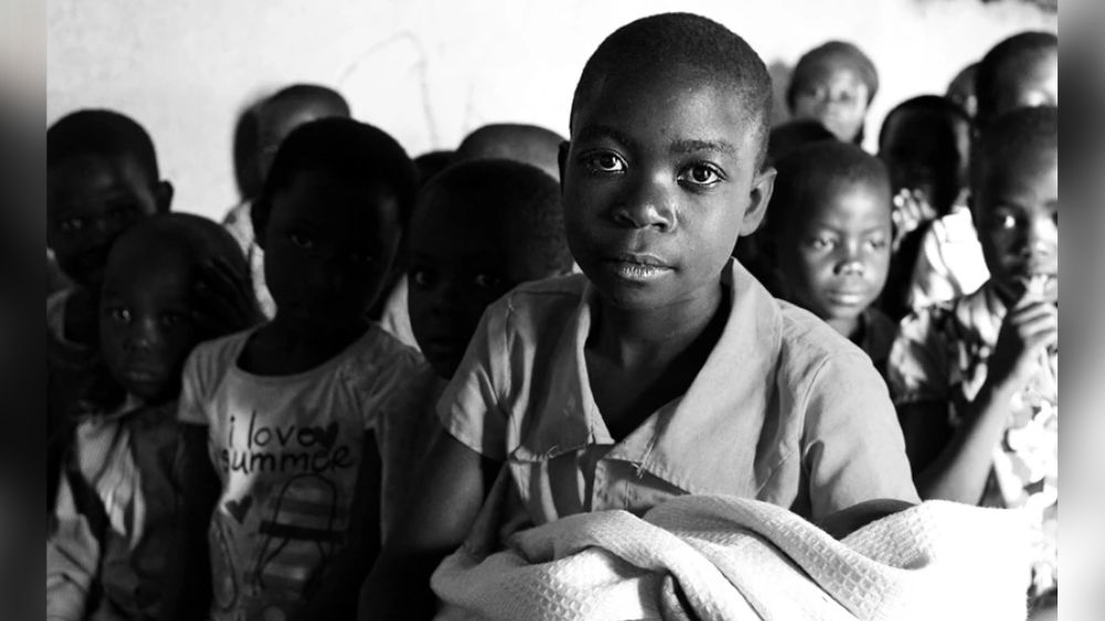 Does risk of stroke from common risk factors change as people age?