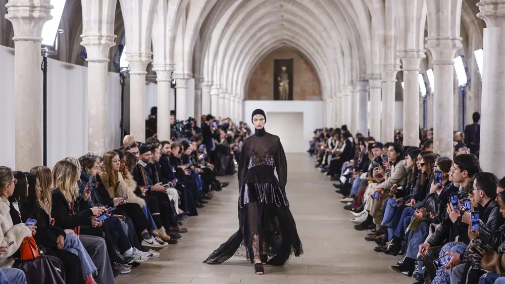 Valentino holds black tie Paris show, Lanvin goes simple