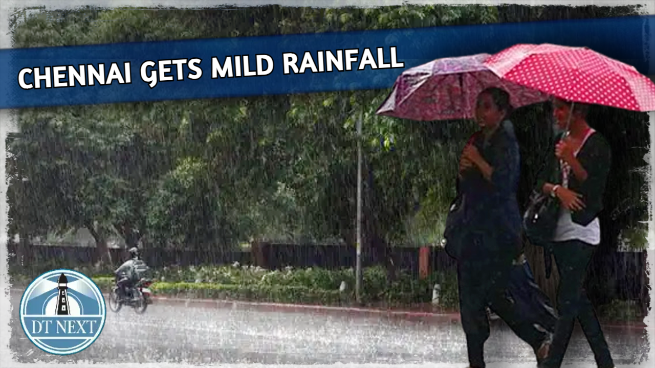 Mild showers in several parts of Chennai Mild showers in several parts of Chennai