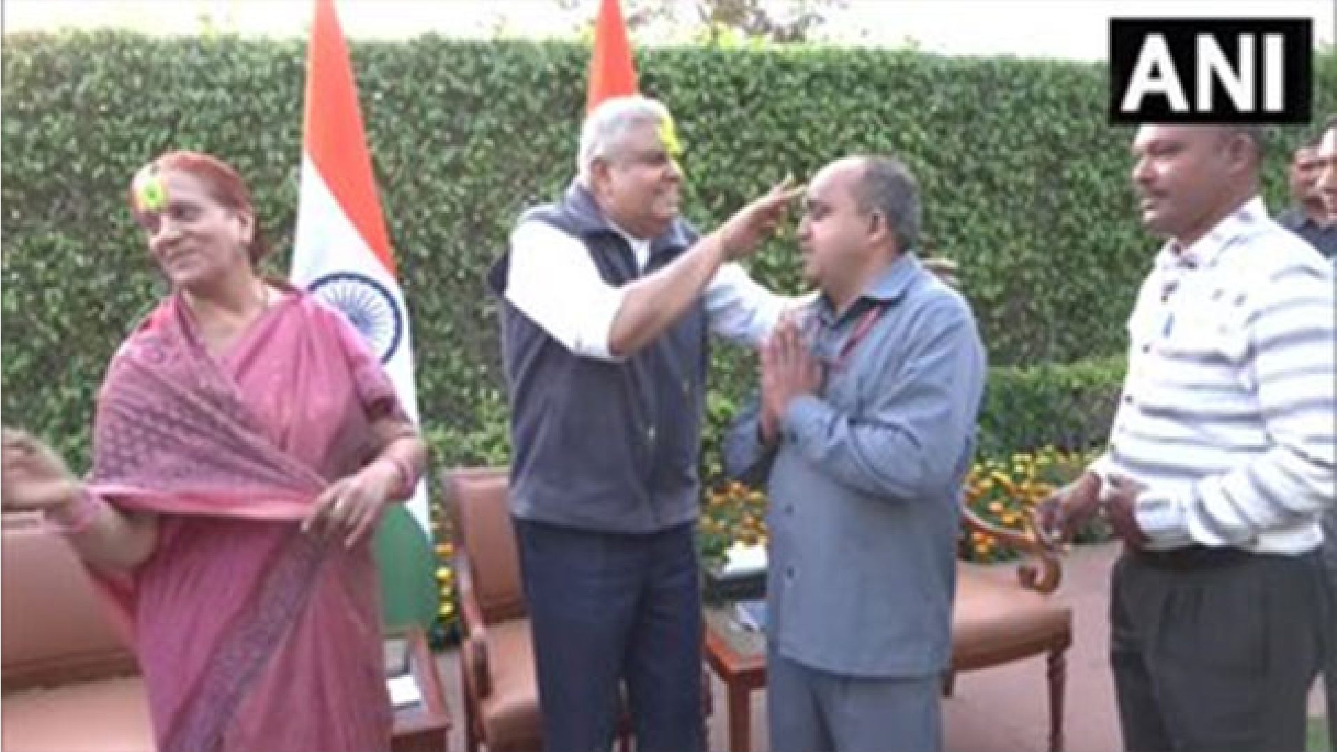 Vice Prez Jagdeep greets people, celebrates holi at his residence