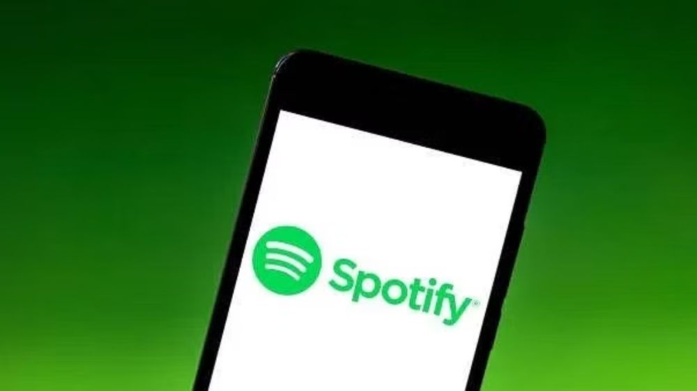 Spotify testing card-style layout user profiles