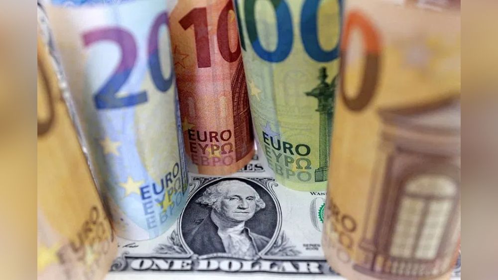 Dollar rally on hold as upbeat China PMI data sparks risk-on mood