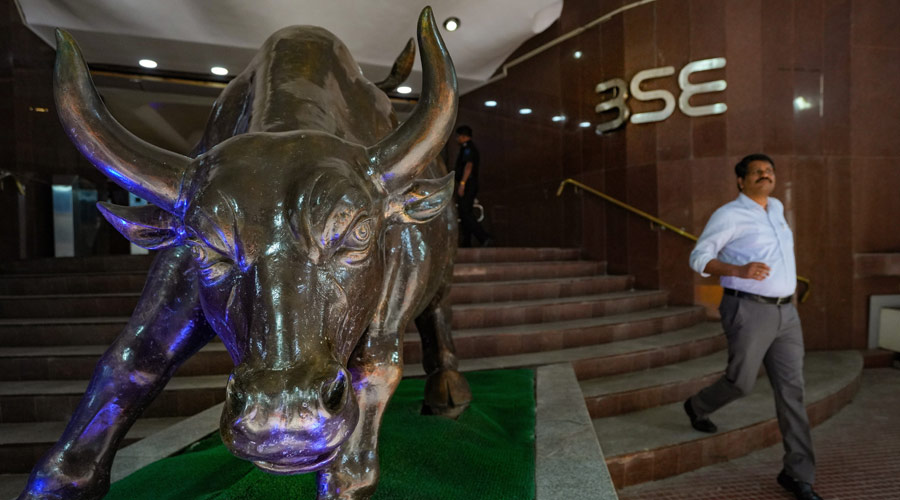 Sensex snaps 5-day losing streak on value-buying