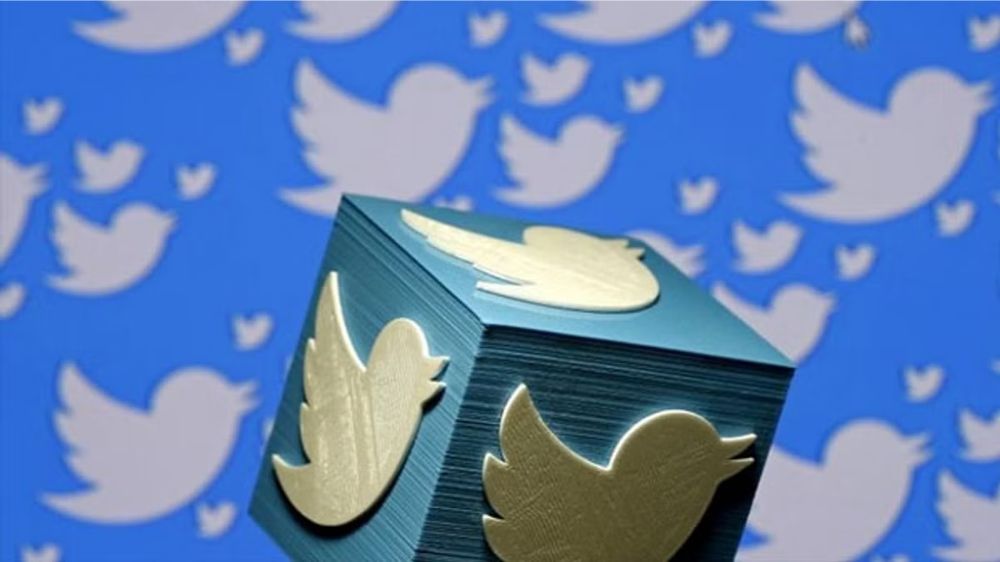 Twitter Blue subscription users may hide their paid check marks soon