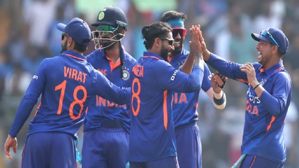 Aus win toss, opt to field first in second ODI match against India