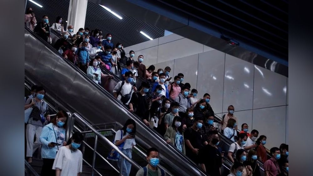 Beijings population declines for first time in 19 yrs