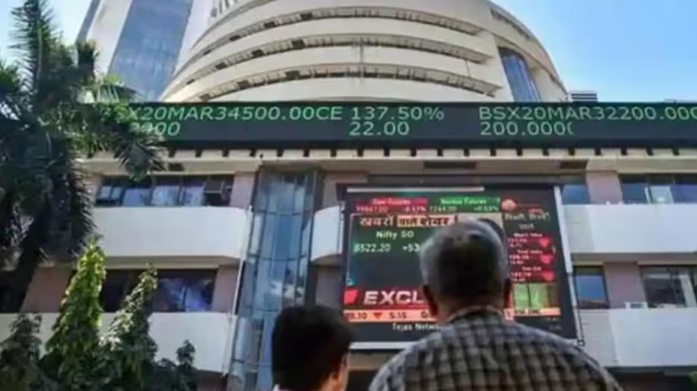 Market turmoil leaves investors poorer by over Rs 4.4 lakh cr