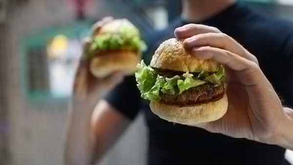 Blame your brain for craving for unhealthy, sugary foods Blame your brain for craving for unhealthy, sugary foods