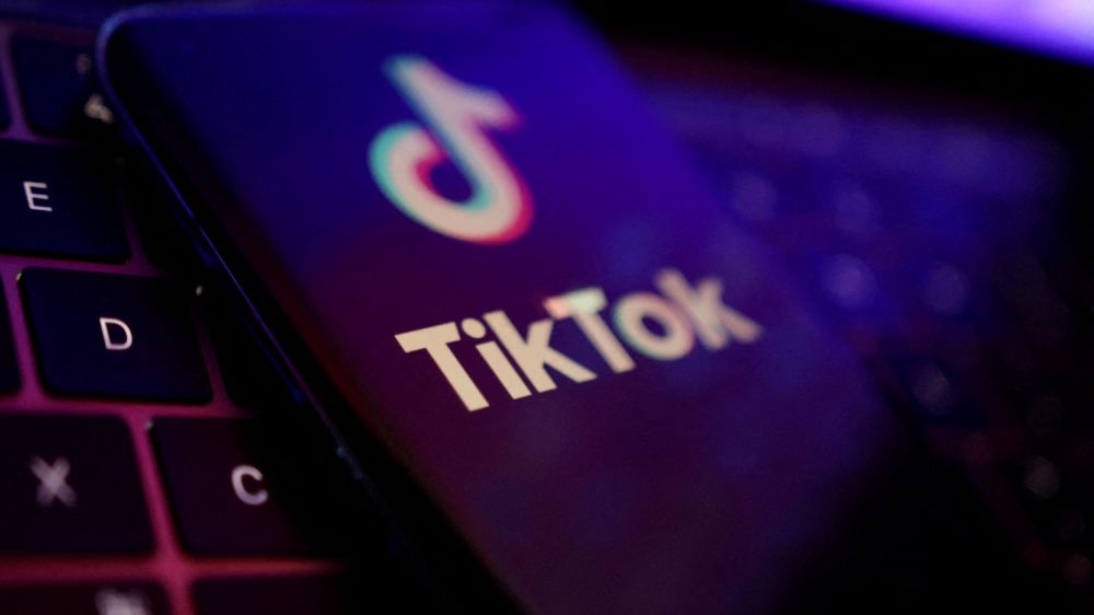 U.S. House panel approves bill giving Biden power to ban TikTok