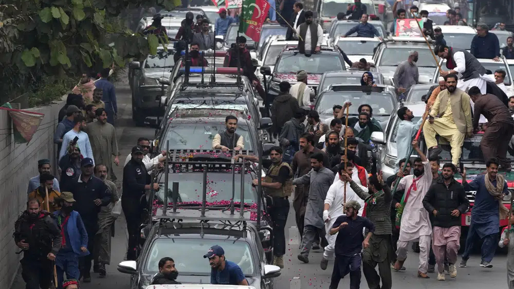 Pakistani police storm home of former PM Khan, arrest 61