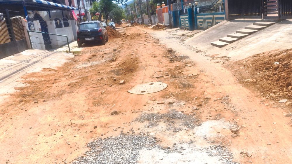 Pammal residents seek quick restoration of damaged street