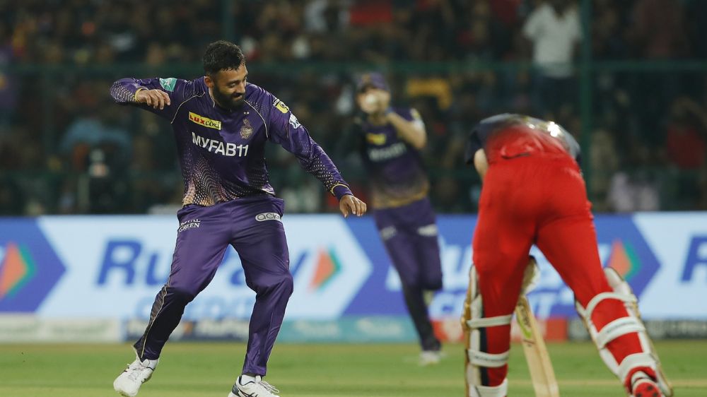 Varun Chakravarthy is unique bowler: Anil Kumble