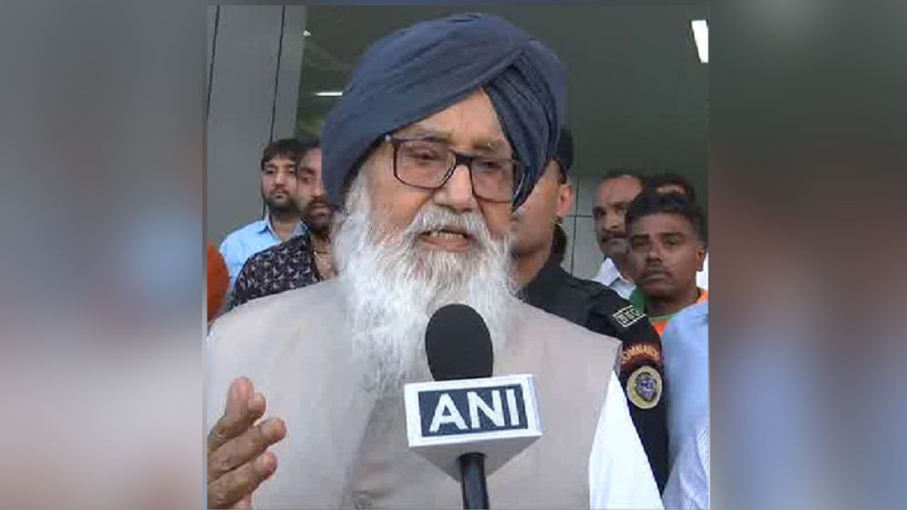 SAD patriarch Parkash Singh Badal in ICU, being closely monitored SAD patriarch Parkash Singh Badal in ICU, being closely monitored