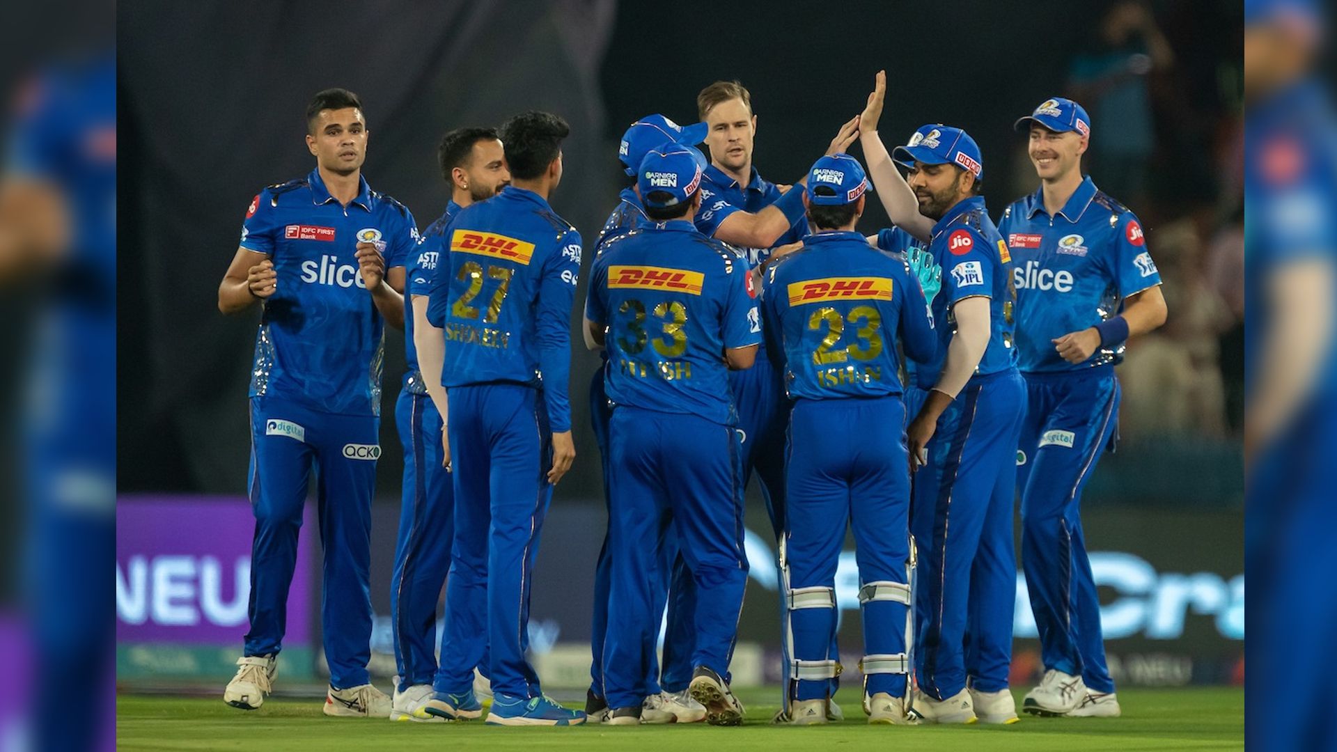 Mumbai Indians beat Sunrisers Hyderabad by 14 runs