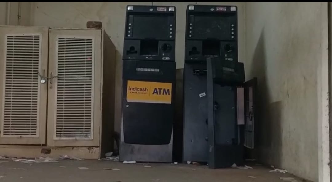 Men who tried to rob ATM in near Kancheepuram at large