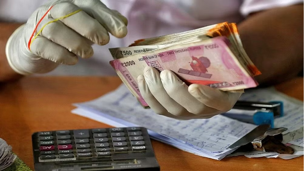 Investors’ money given to BJP workers: Aarudhra scam accused Harish