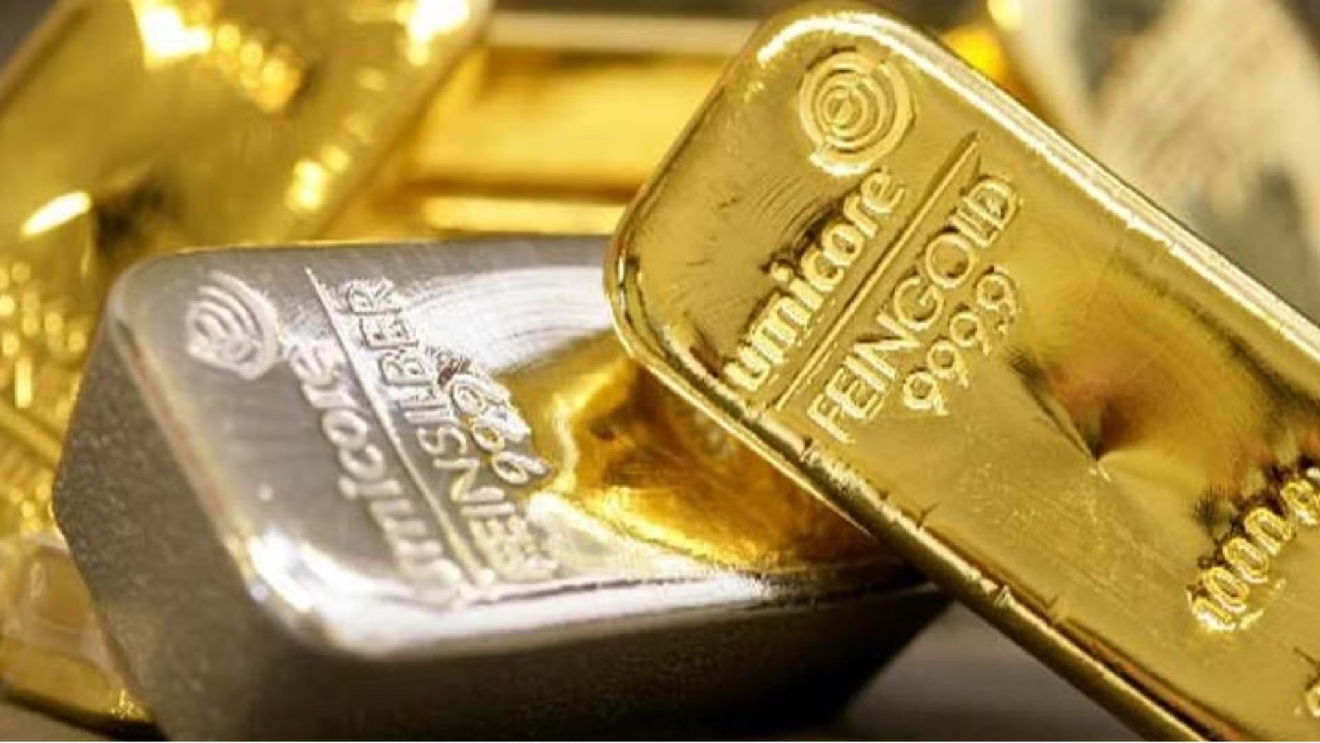 Gold declines Rs 345; silver plunges Rs 675