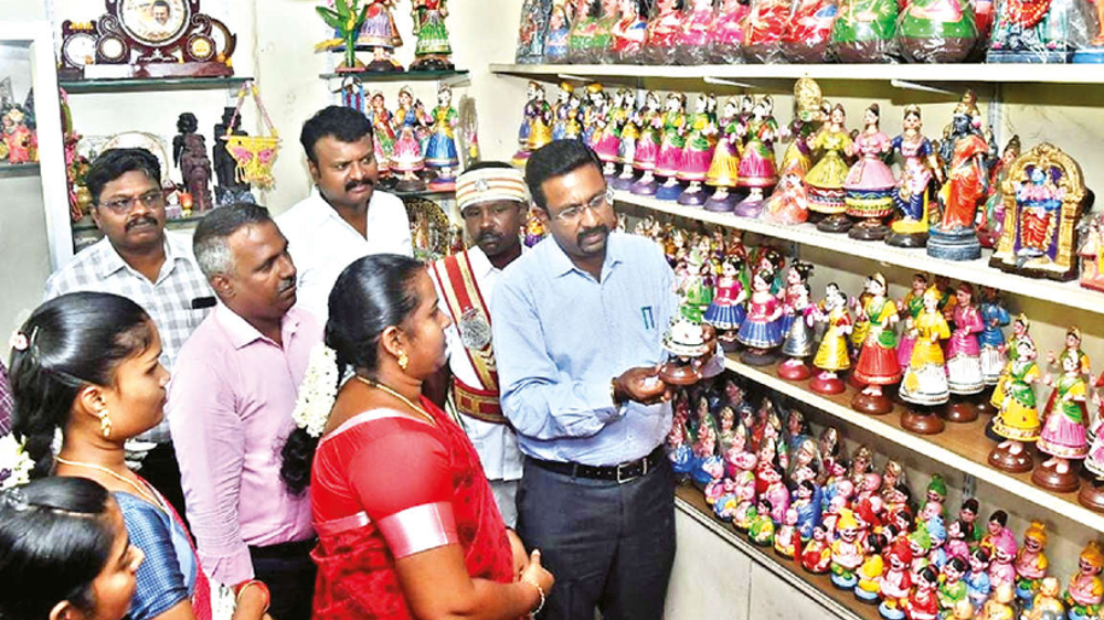 Thanjavur SHGs make record  sale, thanks to govt support