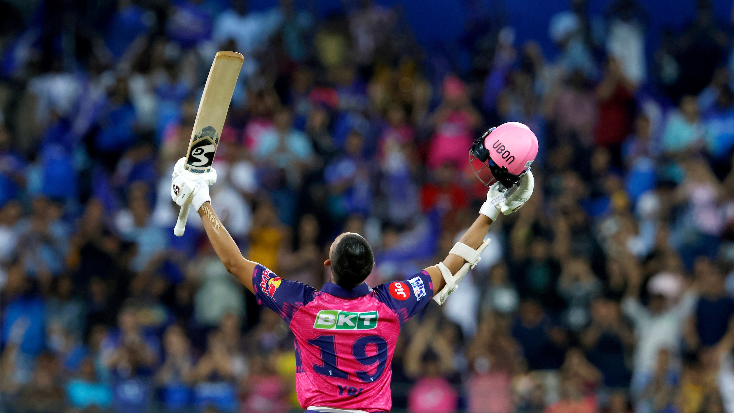 Yashasvi Jaiswal’s maiden IPL ton propels RR to 212/7 against MI
