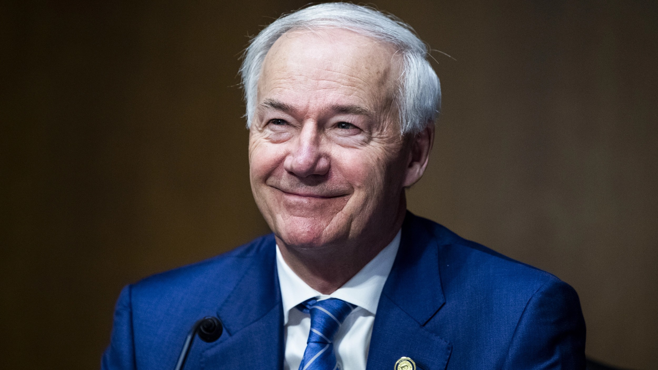 Ex-Arkansas Governor announces 2024 presidential bid
