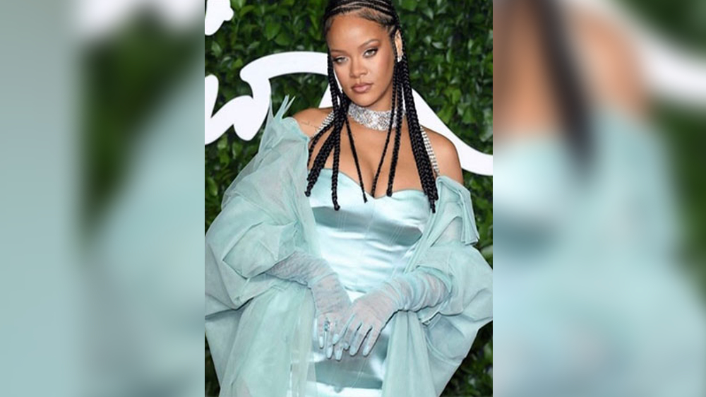 Rihanna cast as Smurfette in The Smurfs Movie