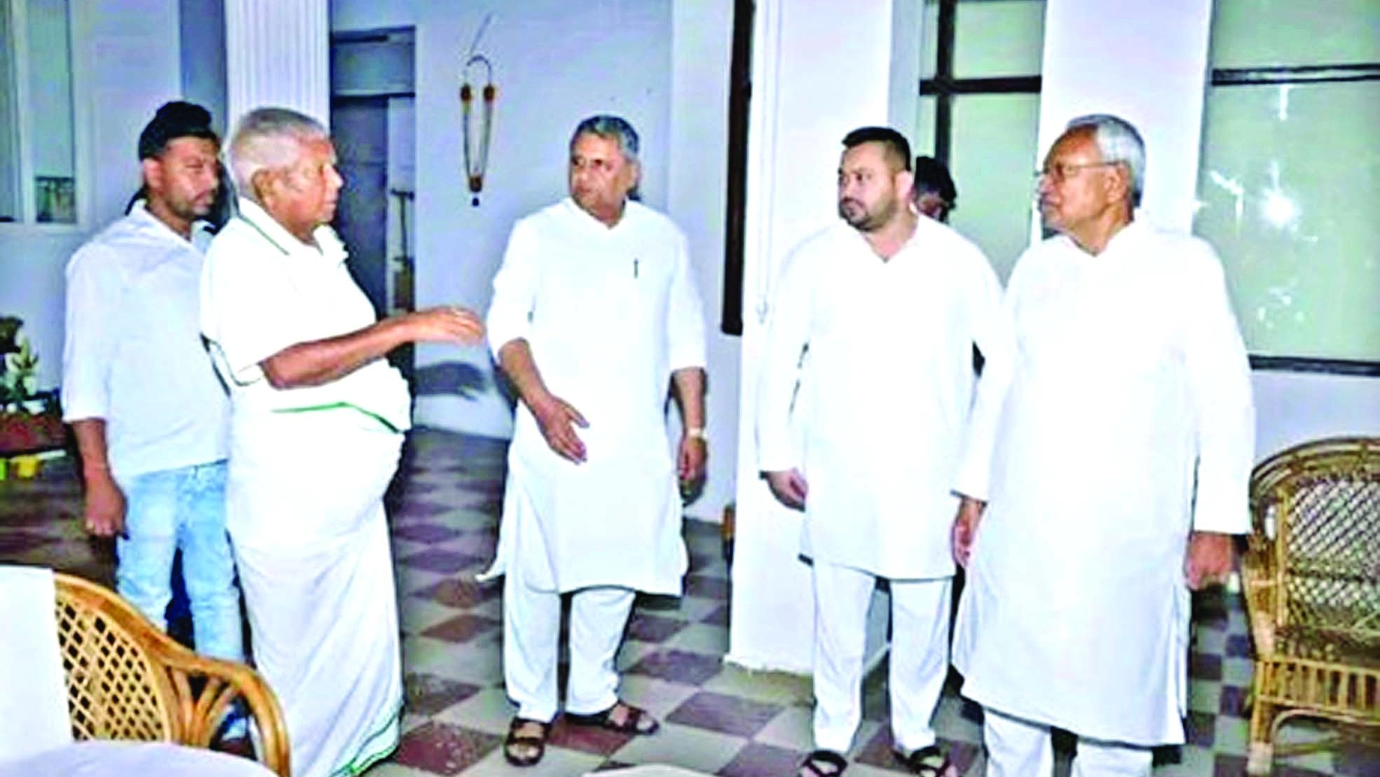 Oppn meet likely post K’taka polls in Patna