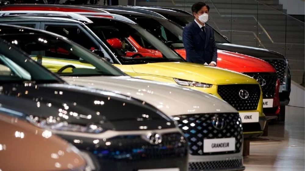 Maruti, Hyundai see drop in retail sale market share last fiscal: FADA