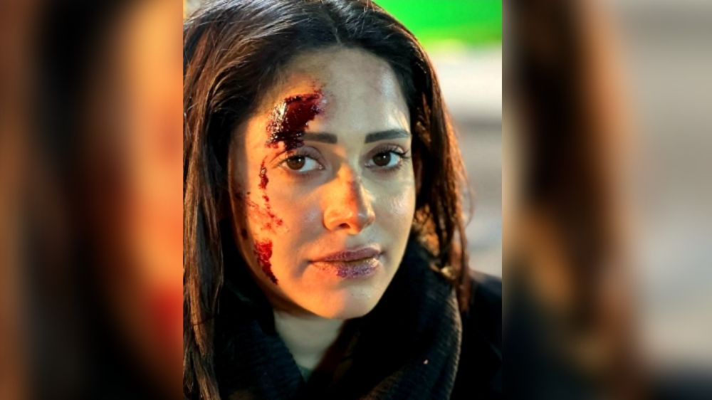 Nushrratt Bharuccha shares wounded picture from Akelli set