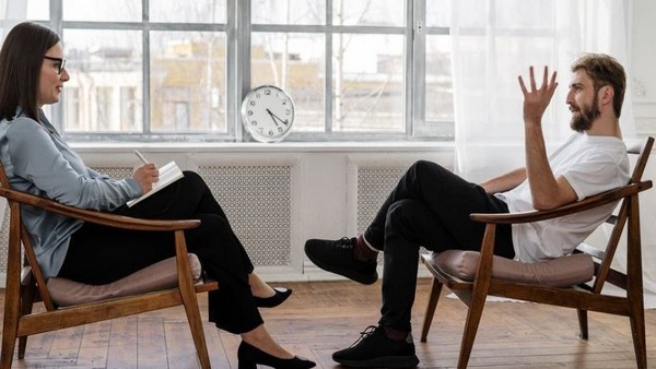 Talking therapies may lower risk of future cardiovascular disease Talking therapies may lower risk of future cardiovascular disease