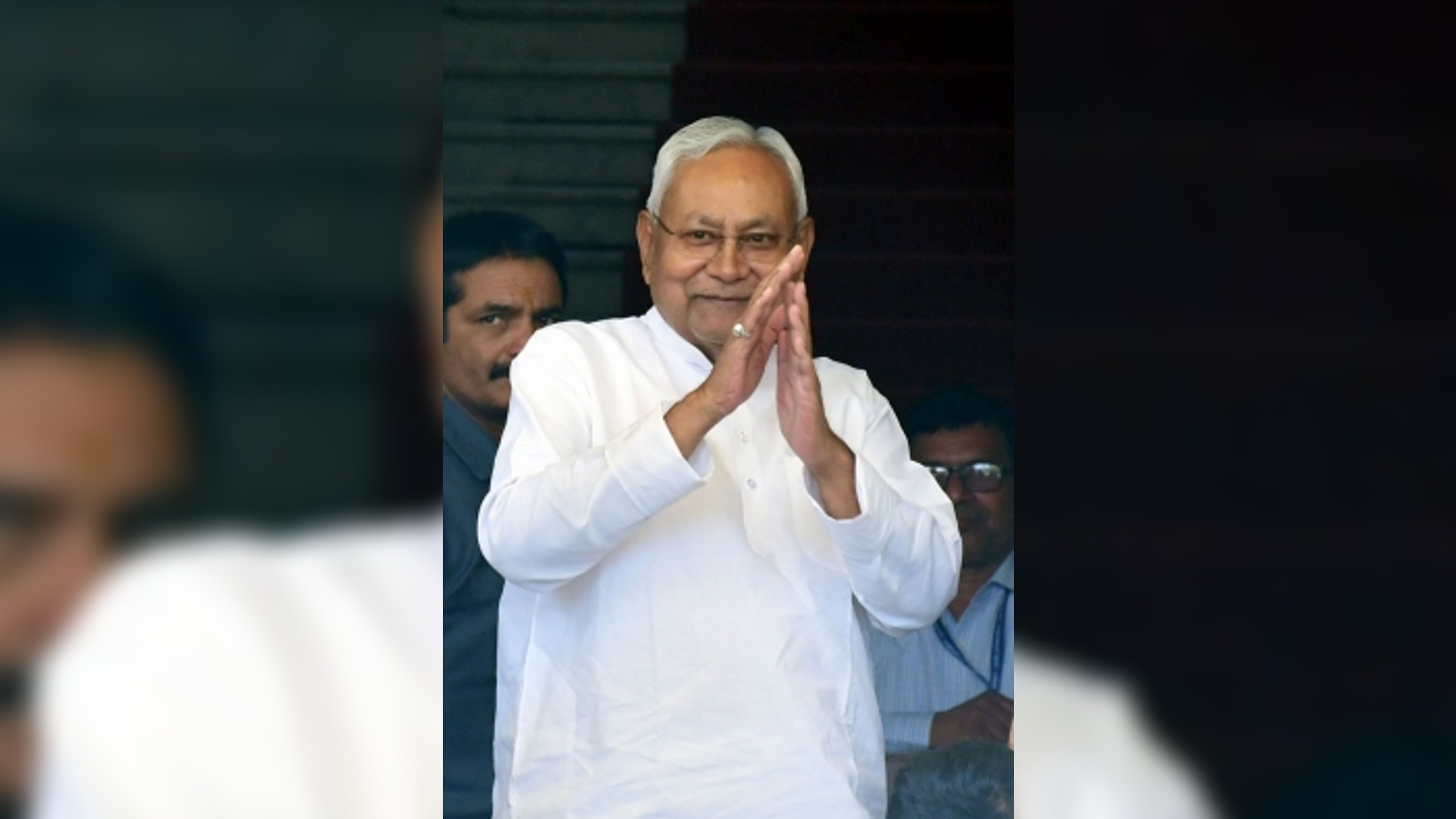 Nitish Kumar leaves for Delhi, may meet non-BJP leaders