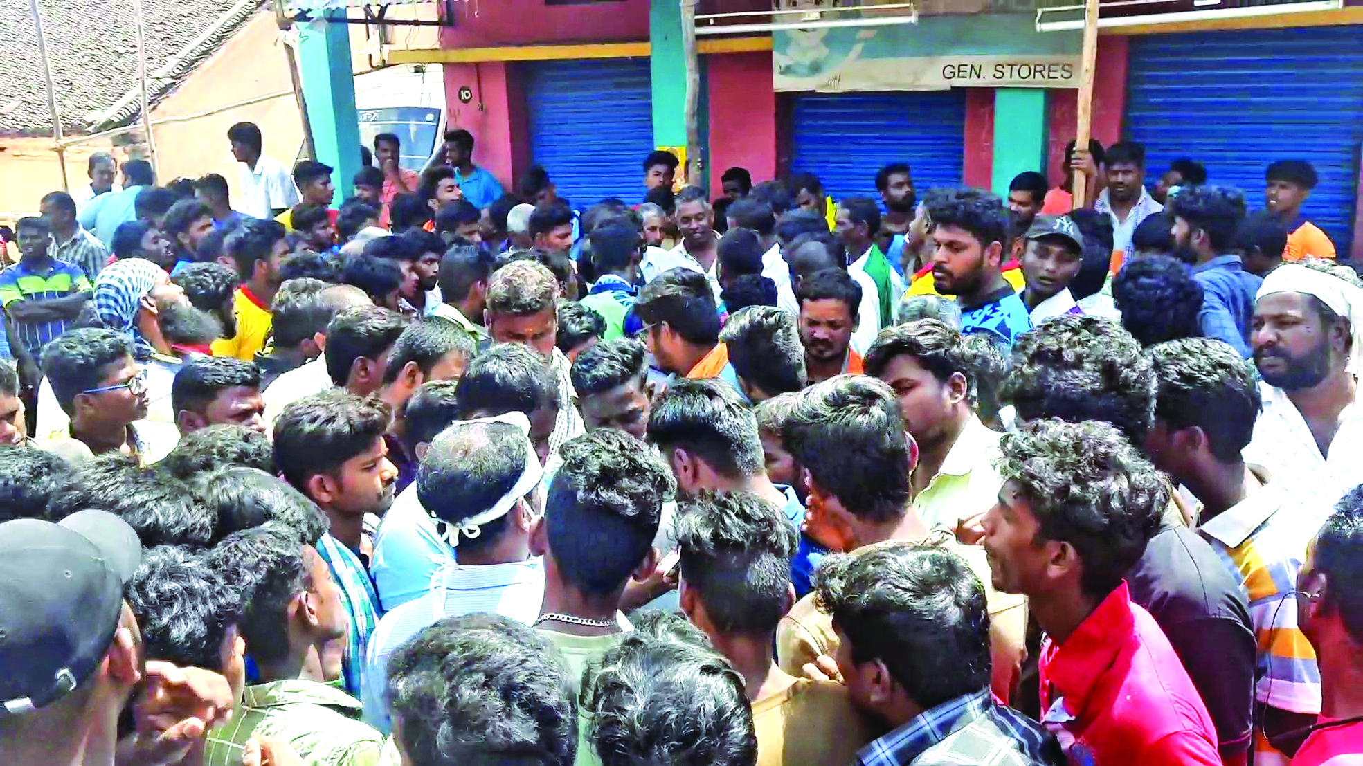 Bull runs into car, event stalled in Vellore